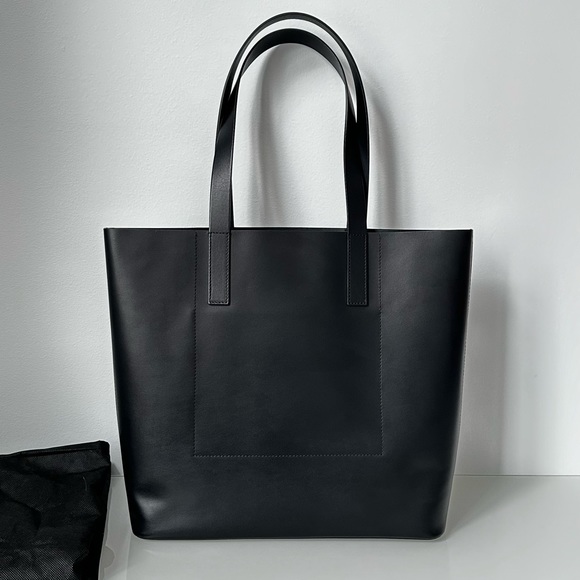 Everlane Black Leather Day Square Tote - Picture 5 of 10